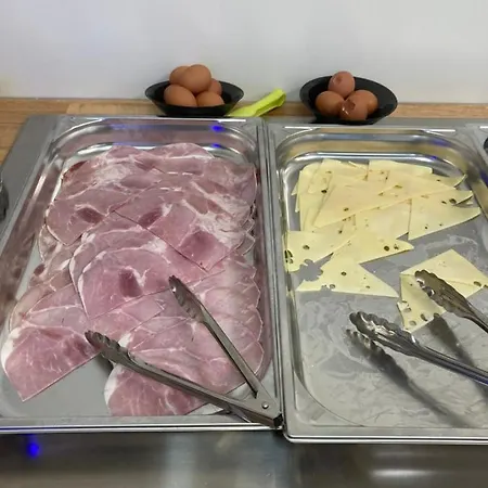 Saint Etienne 3* Lourdes