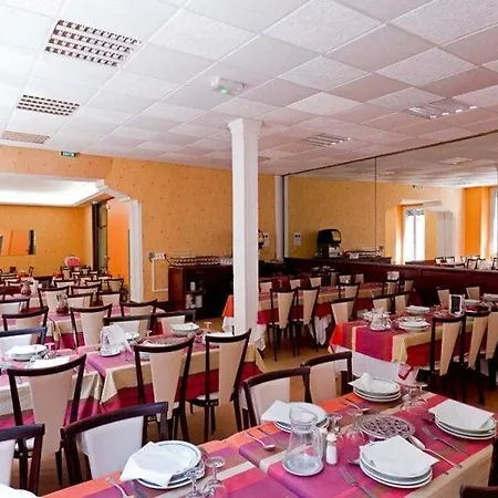 Saint Etienne Szálloda 3*