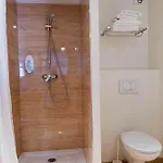 オテル サン テティエンヌ ホテル ルルド