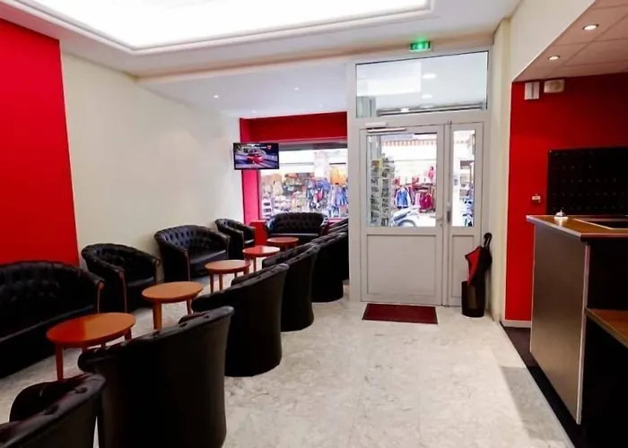 Saint Etienne Hotel 3*